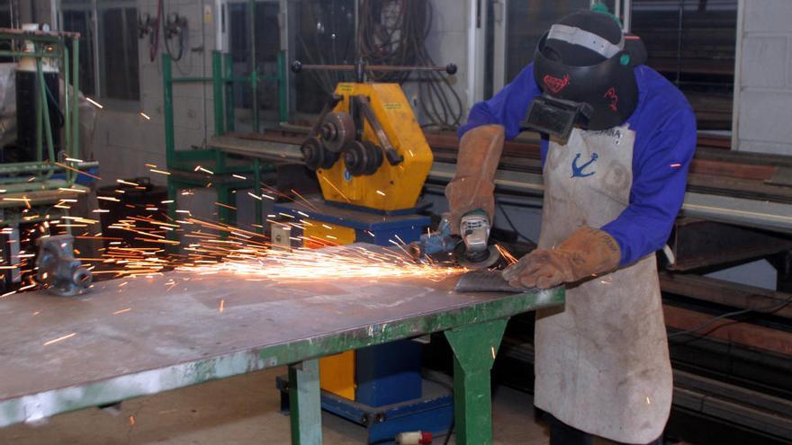 Suspenden las clases prácticas en los talleres de Mecanizado por seguridad