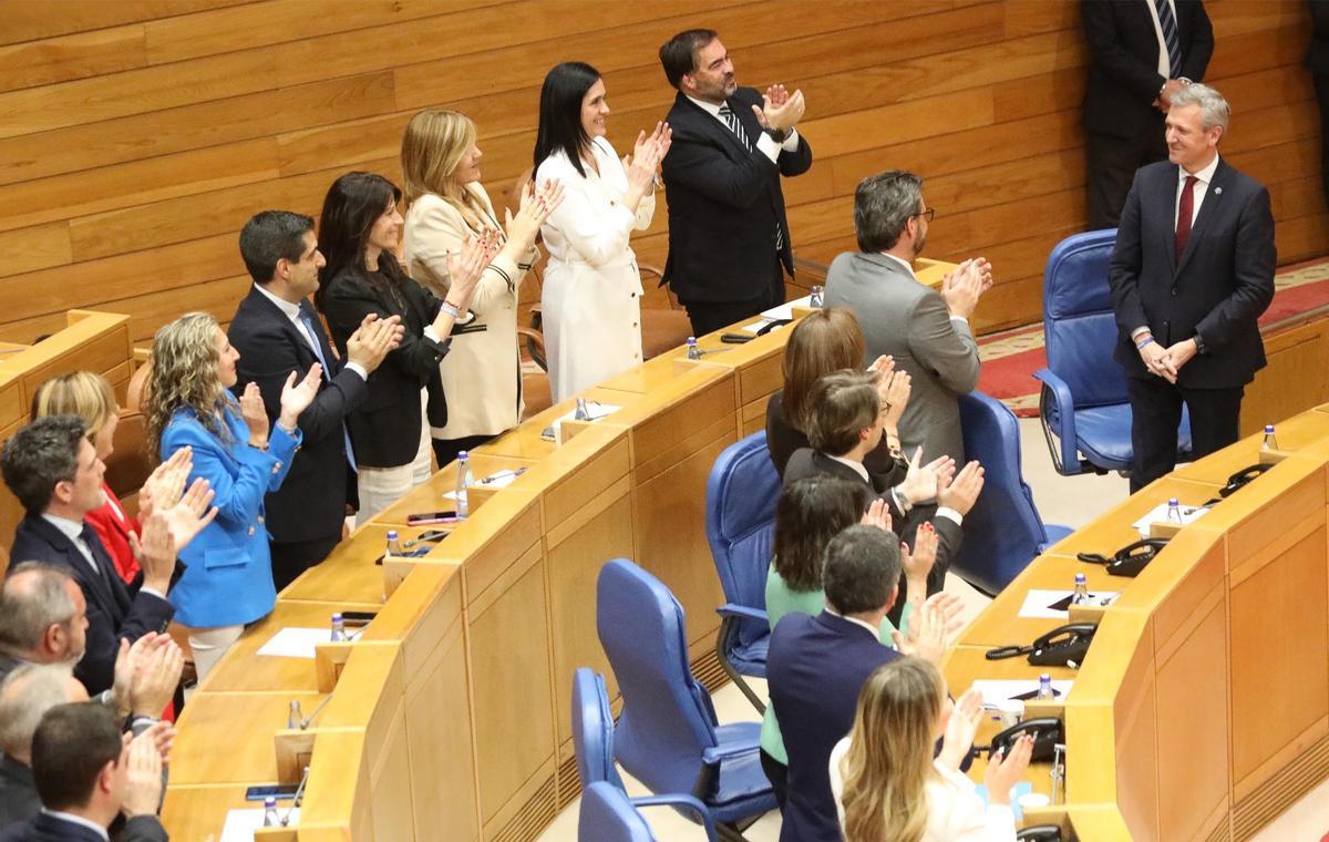 Rueda, elegido presidente de la Xunta con los votos del PP