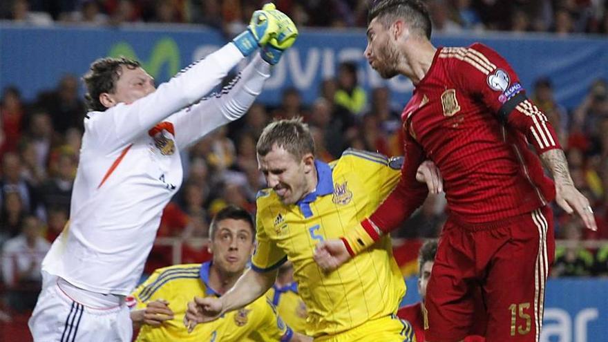 España sufre para ganar a Ucrania en el estreno goleador de Morata (1-0)