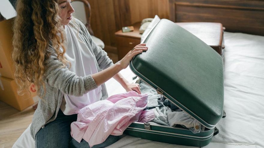 Cambian las medidas de la maleta de mano para subir al avión: así será a partir de ahora