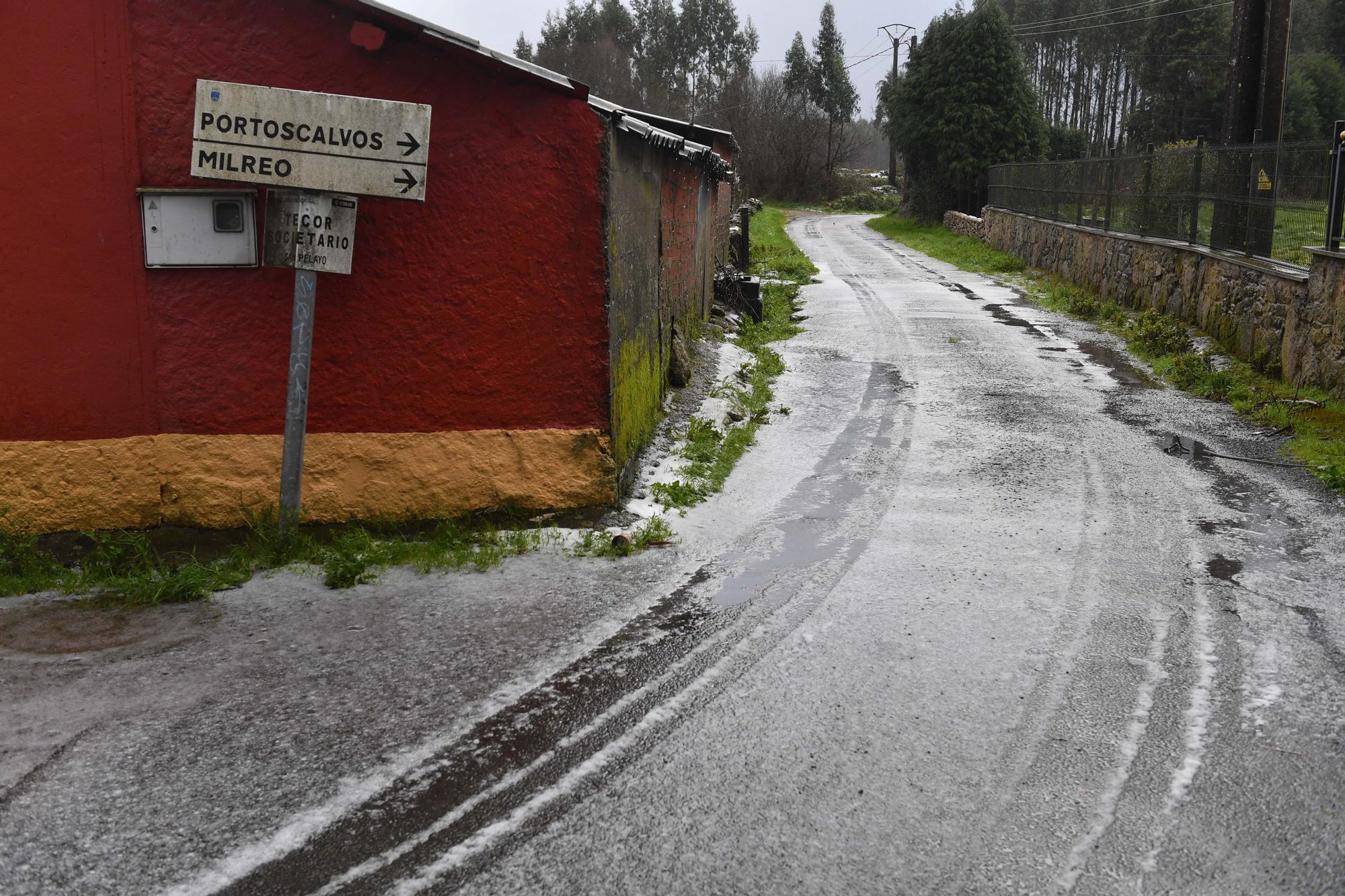 La nieve llega a la montaña de A Coruña