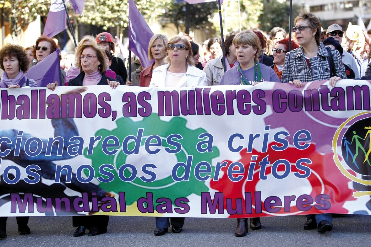 Marcha del 8M en Vigo en 20009 Joel Martínez.jpg