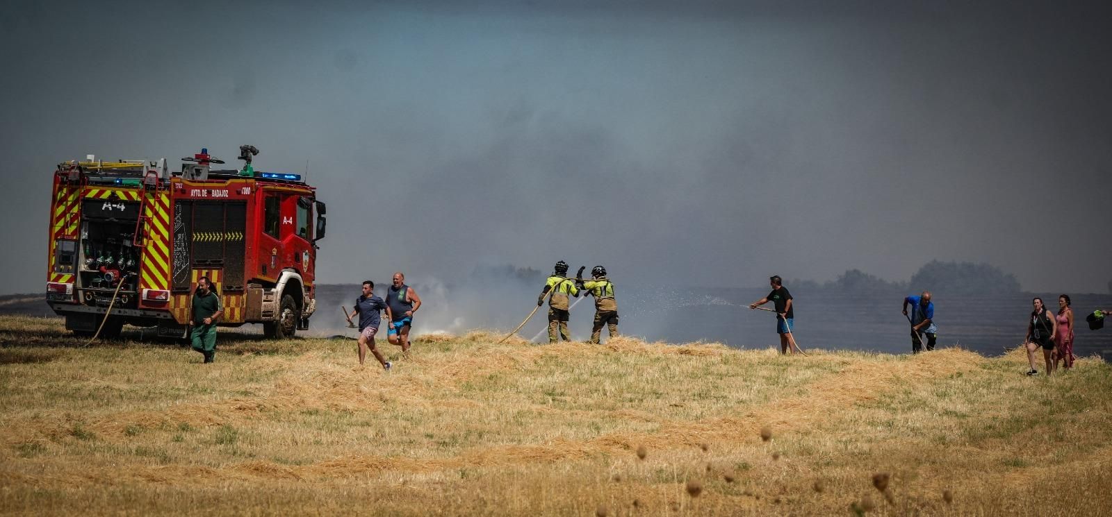 Un incendio en Sancha Brava (Badajoz) obliga a activar el nivel 1