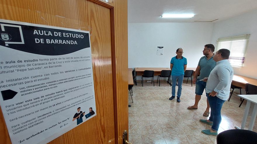 Juventud pone en marcha dos aulas de estudio en las pedanías caravaqueñas de Archivel y Barranda