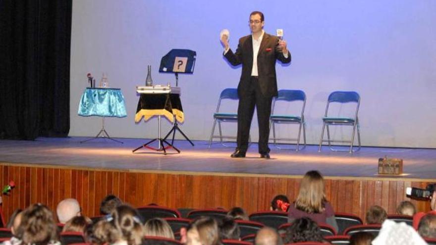 Los niños, protagonistas de la navidad en Langreo