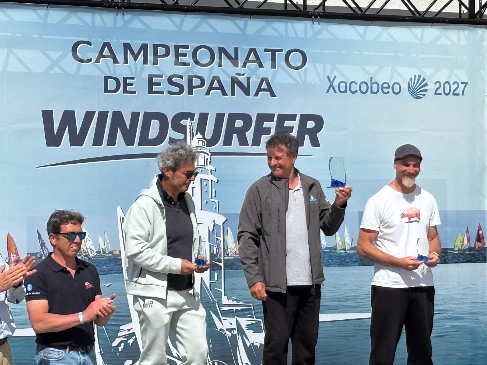 Lluis Colomé gana en la segunda prueba del Campeonato de España de Windsurfer.