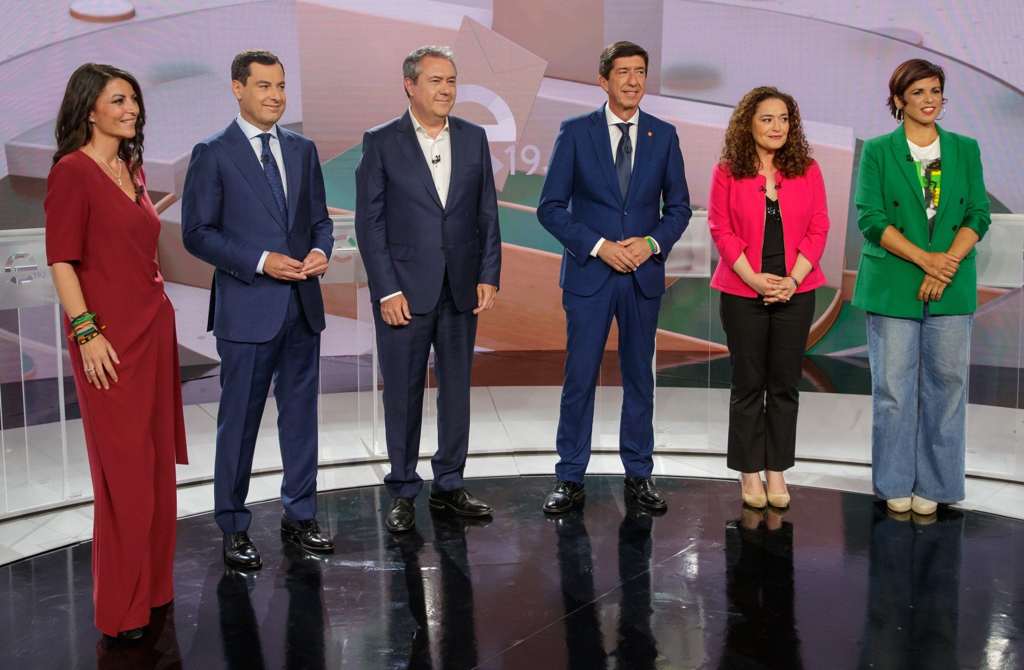 El debate decisivo del 19J en Canal Sur TV, en imágenes