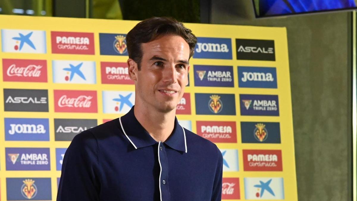 Vídeo | La presentación oficial de Iñigo Pérez como nuevo entrenador del Villarreal