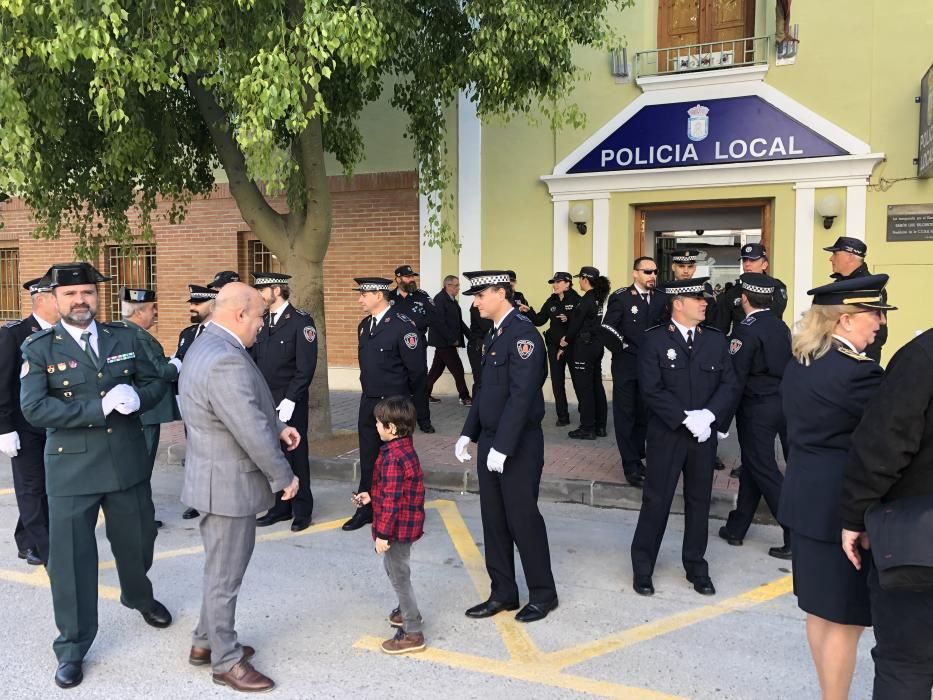 Cieza homenajea a los agentes que ayudaron durante la DANA