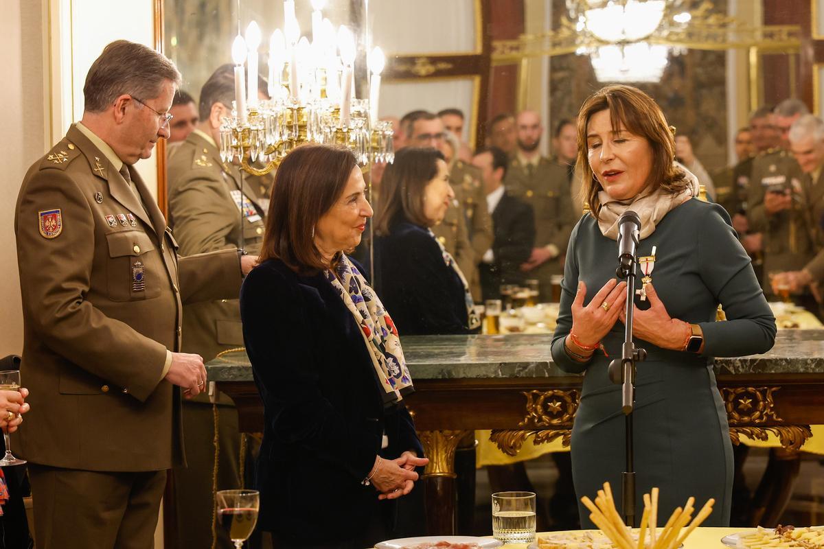 Montserrat Cervera, alcladesa de Loriguilla, agradece la Cruz.
