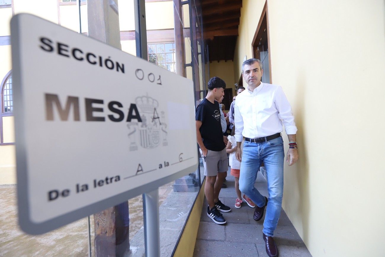 La jornada electoral del 28-M en Canarias, en imágenes