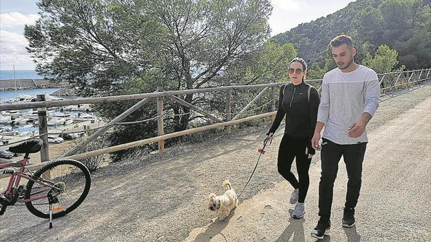 Orpesa estudia ubicaciones para su primer parque y playa para perros