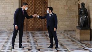 Barcelona  Encuentro Pedro Sanchez y Pere Aragones previo a la reunion de la mesa de dialogo  FOTO: Ferran Nadeu