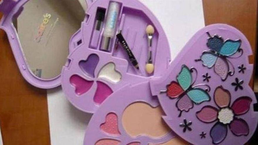 Cuidado, este maquillaje infantil tiene amianto