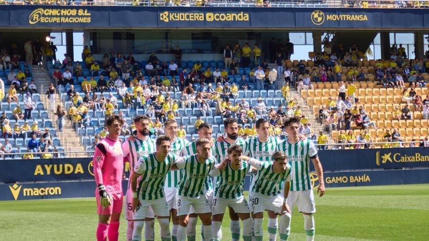 Isma Ruiz y Carracedo, los mejores del Córdoba CF en su victoria ante el Cádiz