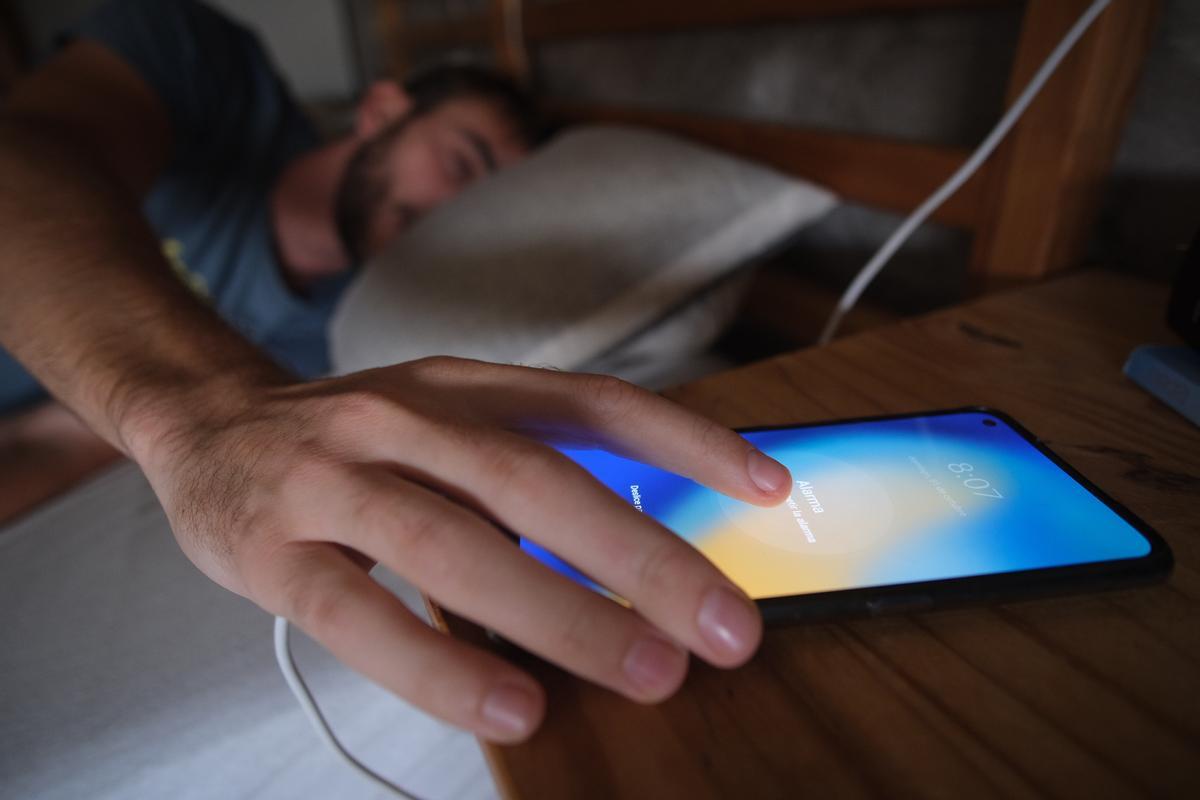 Investigan el impacto del insomnio en los sanitarios