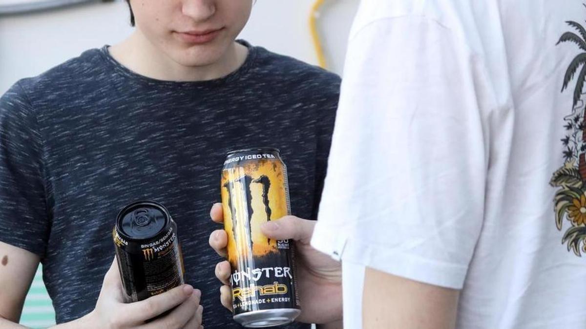 Alerta sobre el consumo entre menores de Prime, una bebida energética con  altos niveles de cafeína