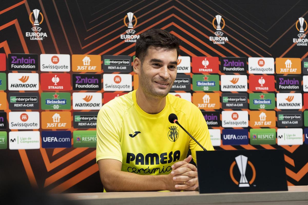 Manu Trigueros ha recuperado la sonrisa con Pacheta.