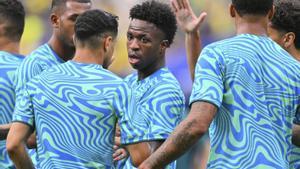 Vinícius i Haaland, dues maneres de liderar un equip