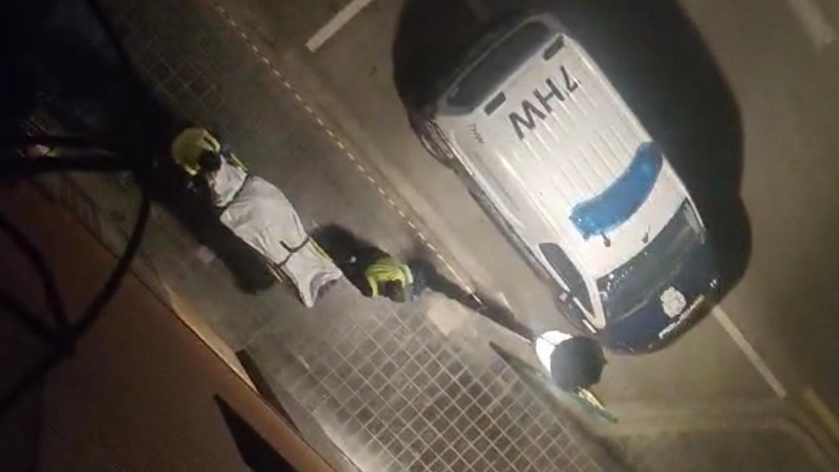 Un hombre mata a su hermana en Valencia asfixiándola con el colgante de las llaves