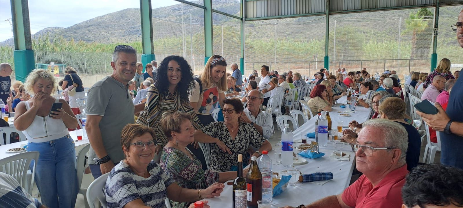 Paella de la Gent Gran en las fiestas de Tavernes de la Valldigna