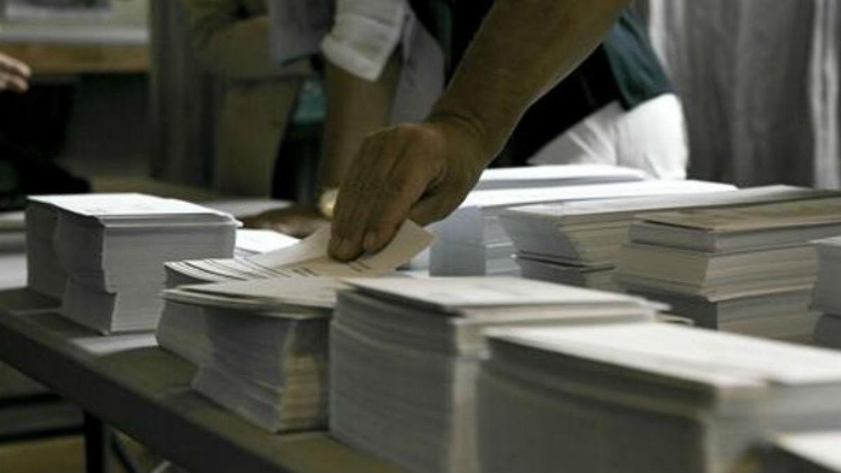 Papeletas, en un colegio electoral.