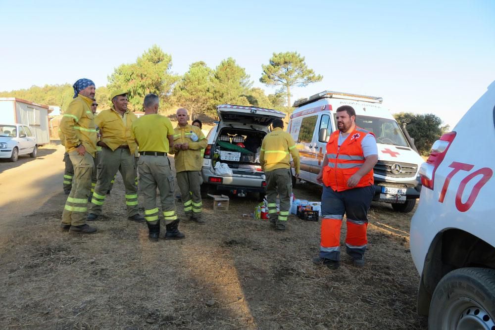 Incendio forestal en la Sierra de Aguafría de Monesterio