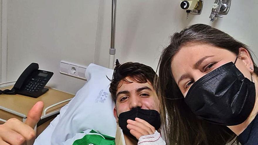 Fran Torres, en el hospital, antes de pasar por quirófano. |  // LA OPINIÓN