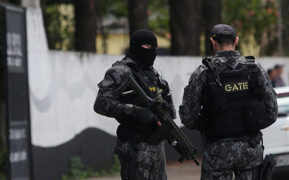 Un tiroteig deixa 10 morts a una escola de Brasil