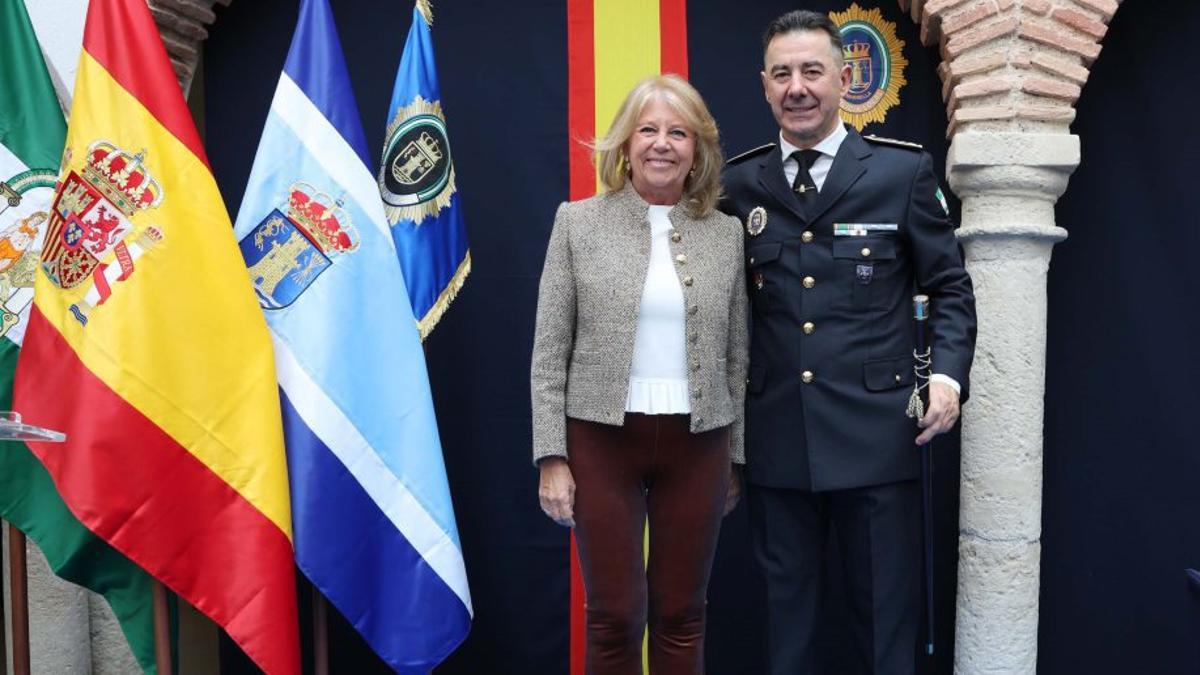 Francisco Florentino y la alcaldesa, Ángeles Muñoz, ayer.