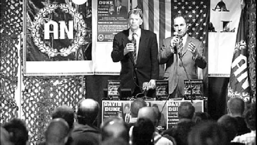 líder en valencia

. David Duke durante su intervención en el local de Alianza Nacional, ayer