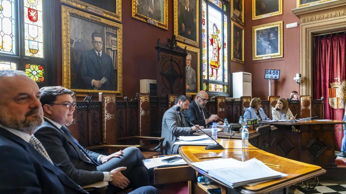 El equipo de Gobierno del Ayuntamiento de Palma durante un pleno de Cort