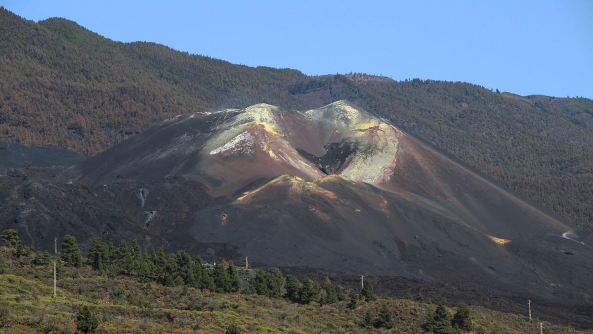Panorámica del volcán de Tajogaite..