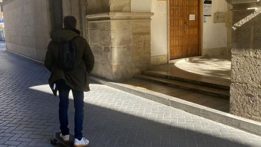 Malaguanyats artistes plàstics d’Elx