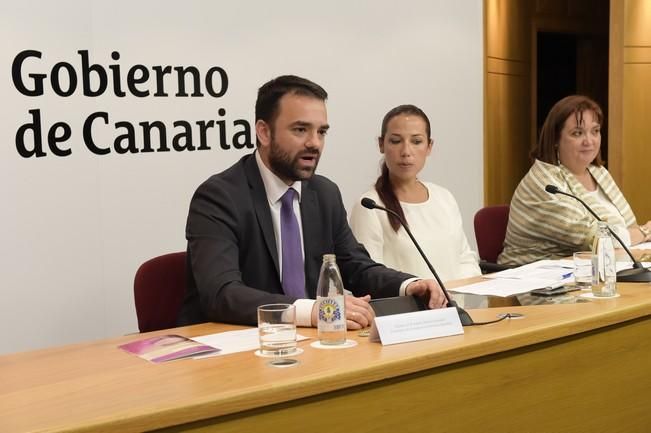 Acto institucional de entrega de los Premios del ...