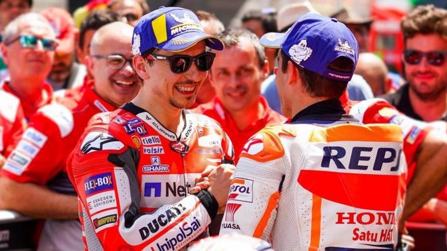 Lorenzo y Márquez empiezan a hacerse amigos en Montmeló