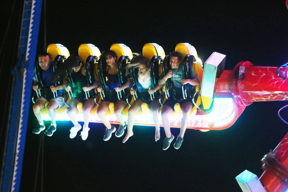 Noche del jueves en el Real de la Feria