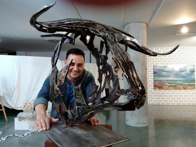 "Chule", el artesano del metal