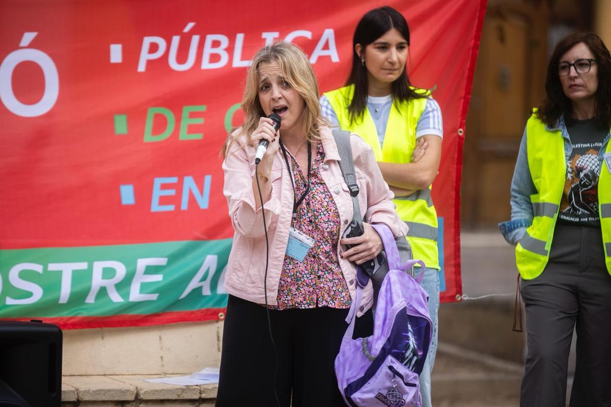 Los docentes se preparan para la huelga con encierros en los centros y ...