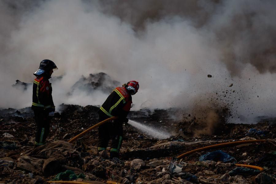 Incendio en el vertedero de Zamora