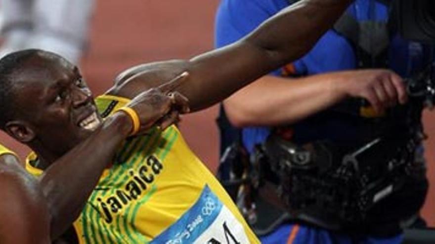 Usain Bolt rentabiliza sus medallas de oro olímpicas