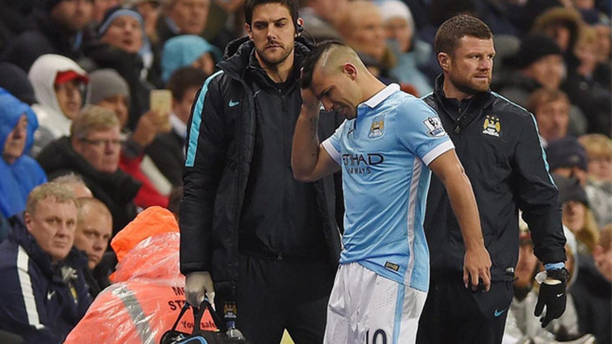 Agüero se retiró lesionado