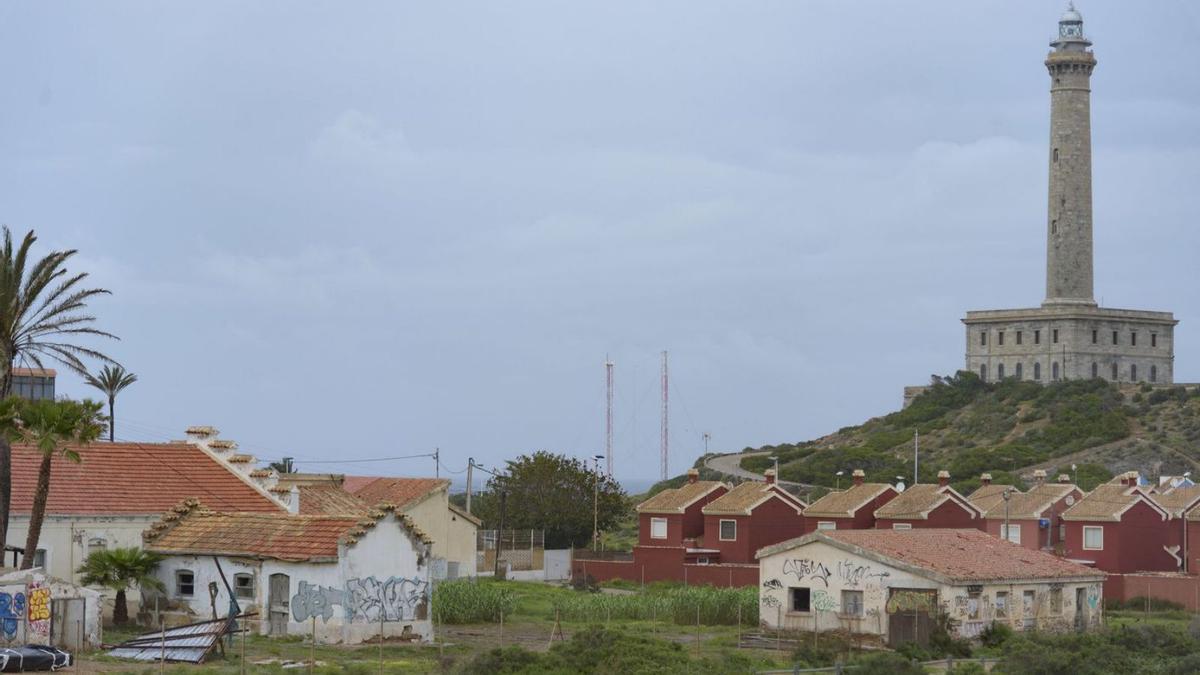 Solar de la antigua Estación de Telegrafía en Cabo de Palos. | IVÁN URQUÍZAR