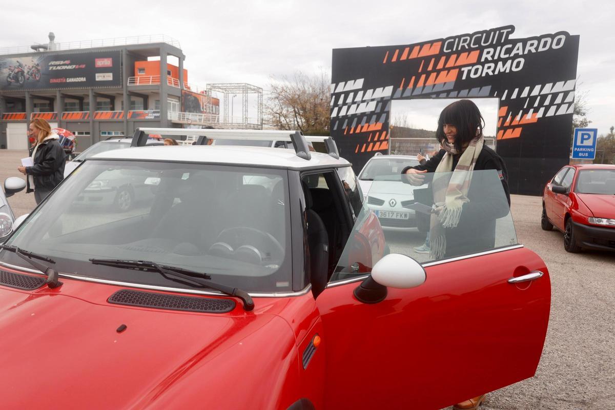 Entrega de coches de la iniciativa solidaria de Fundación Solidaridad Sobre Ruedas