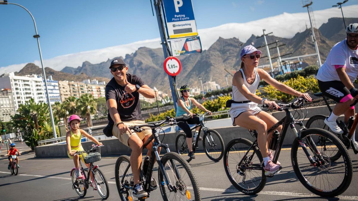 Fiesta de la bicicleta en Santa Cruz de Tenerife