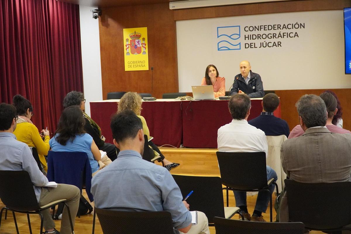 Un momento de la jornada sobre la presa de Bellús.