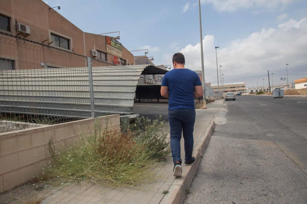 El polígono de Carrús, abandonado