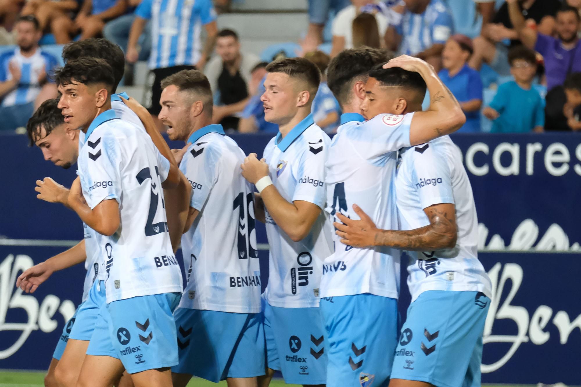 Málaga CF - Antequera CF: el Trofeo Costa del Sol, en imágenes