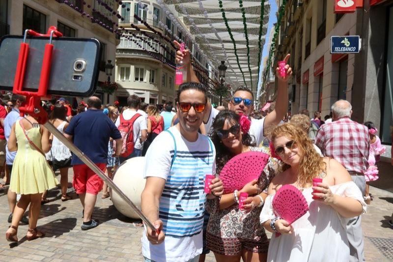 Primera jornada de la Feria de Málaga en el centro.