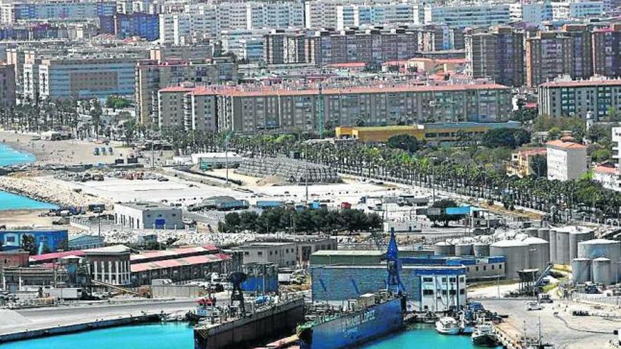 Vista del puerto de Málaga.